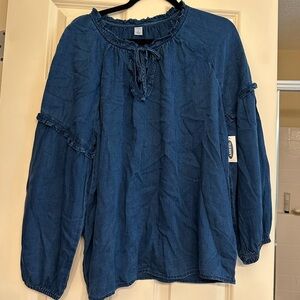 NWT Old Navy denim peasant top